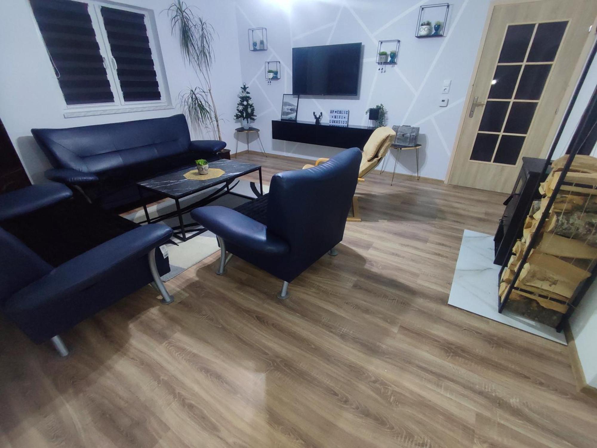 Colic Apartment *